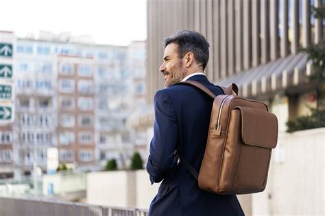 mochila advogado - As 10 Melhores Mochilas de Couro para Advogados.